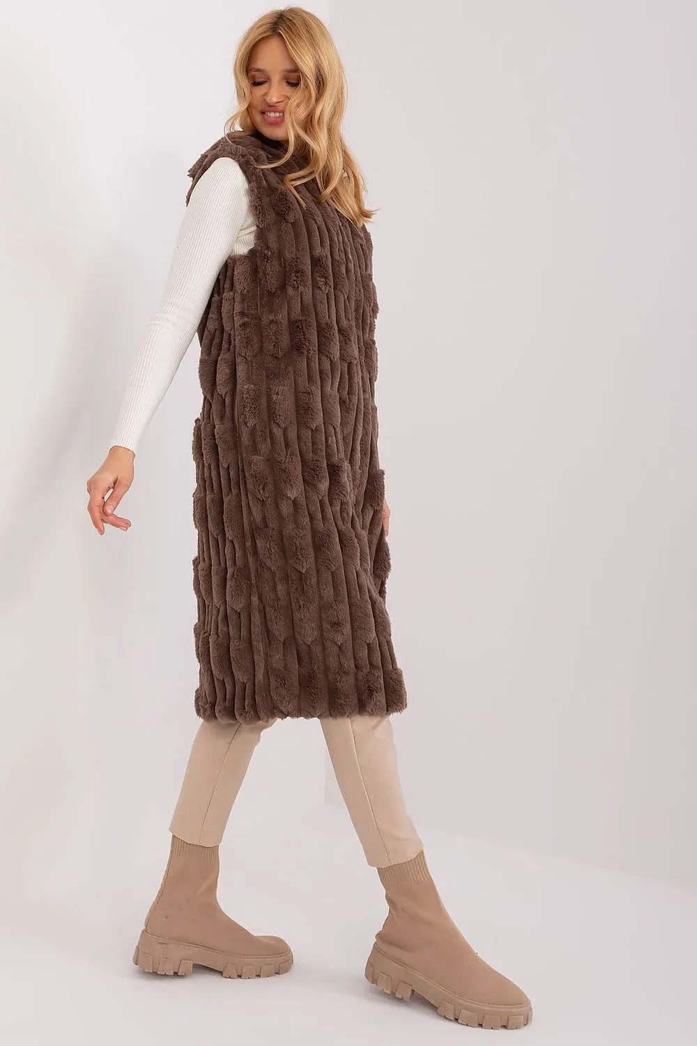 Gilet model 190869 AT