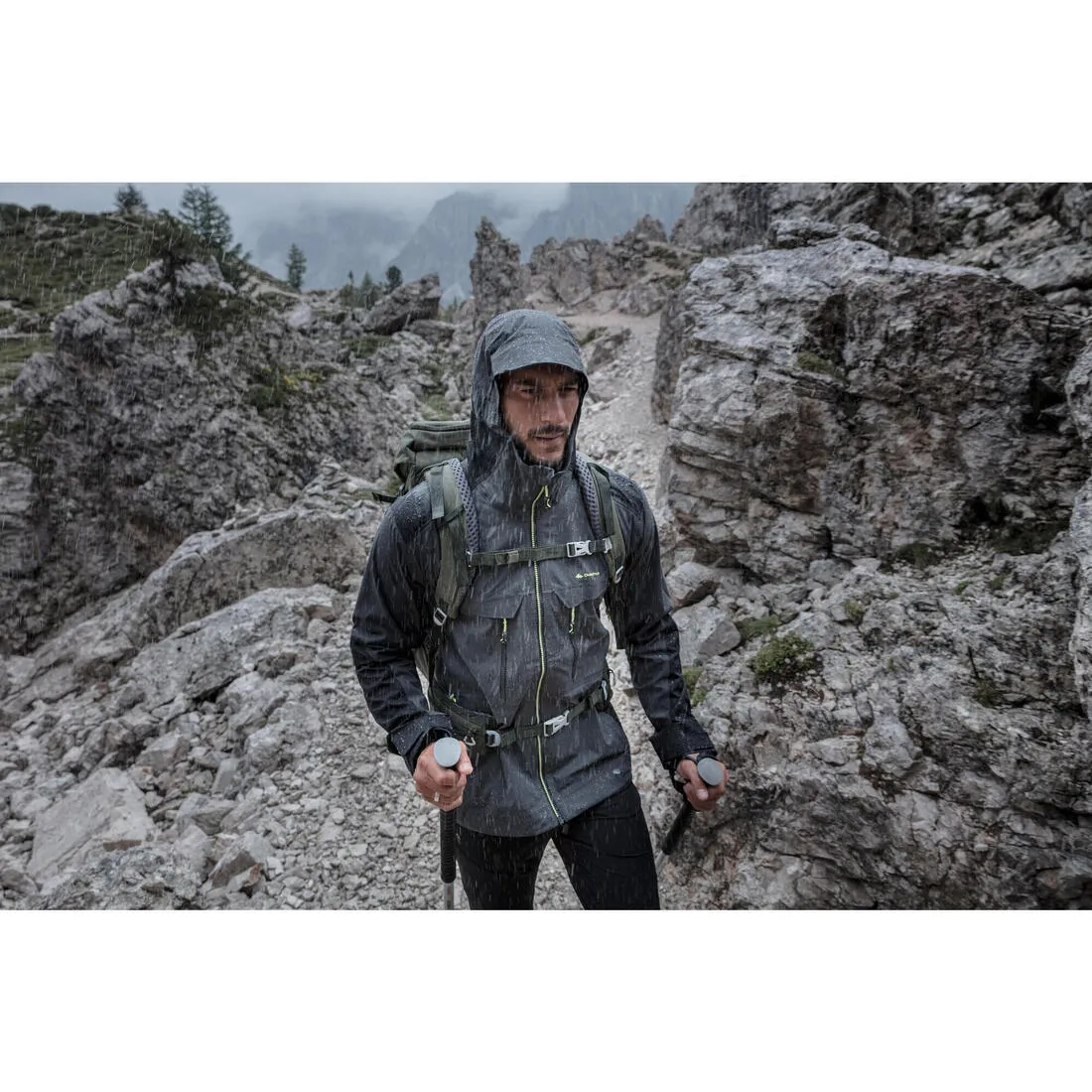 Men's Waterproof Hiking Rain Jacket - MH 900